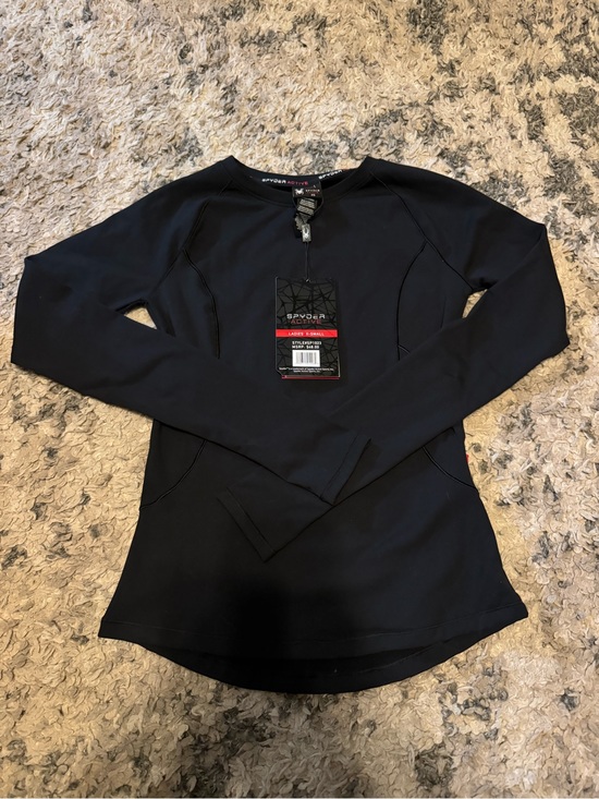 Spyder Tops - Spyder Black and Red Activewear Hang Tag
